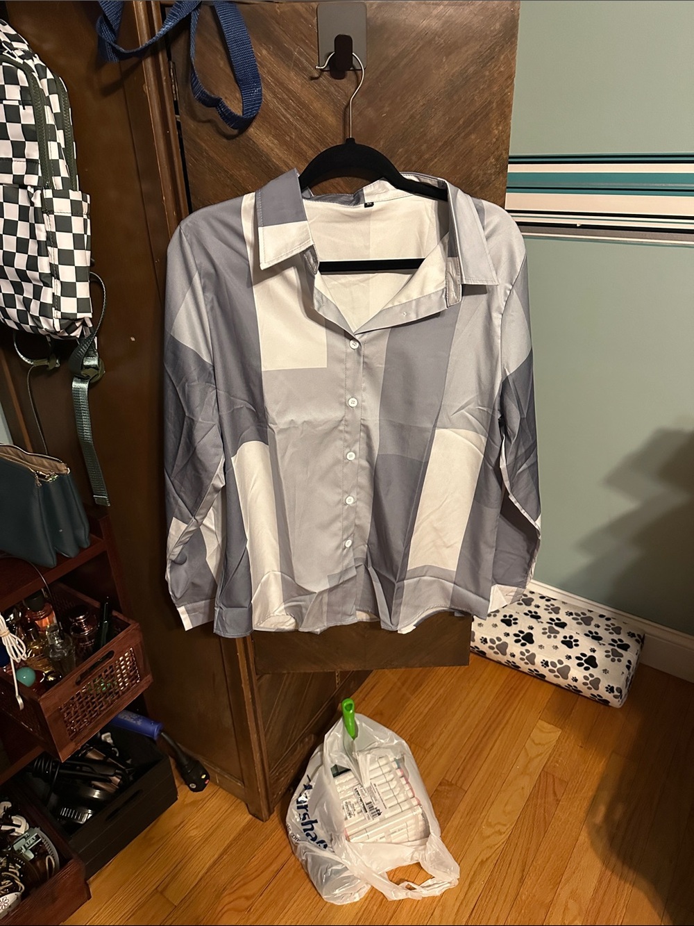 Checker-Block Button-Front Women's Shirt in Light Gray and White